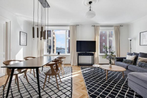 3-bedroom apartment close to Nyhavn and Queen's Palace Amalienborg in Kopenhagen